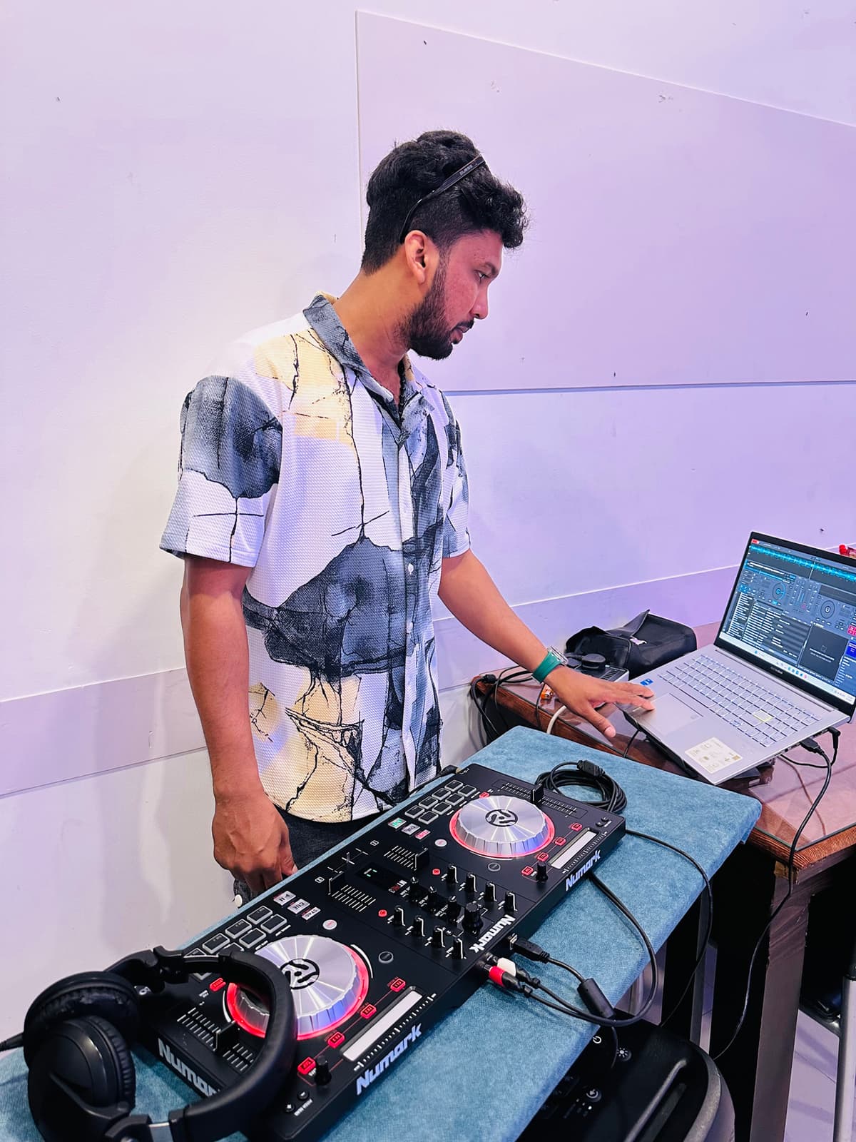ZEYROM at the decks — photo 10