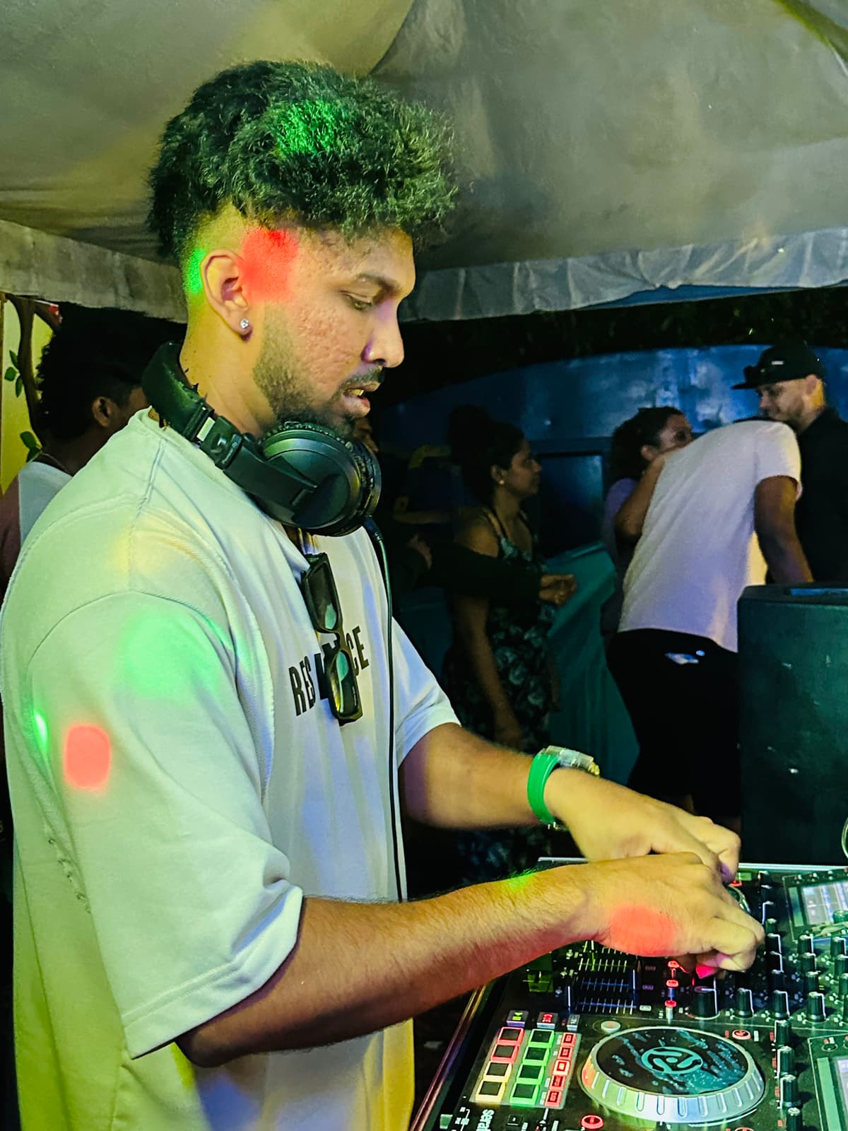 ZEYROM at the decks — photo 17